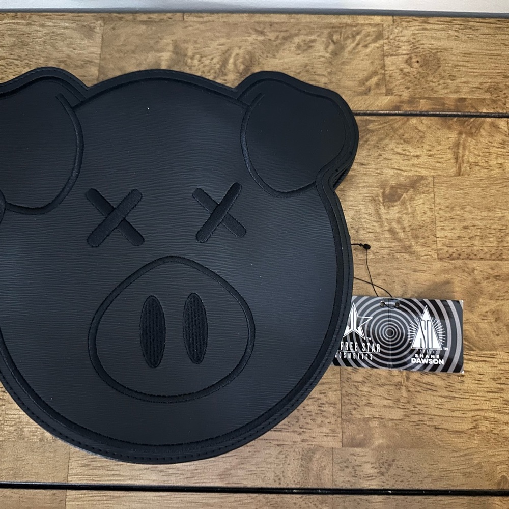 Jeffrey Star black pig crossbody bag